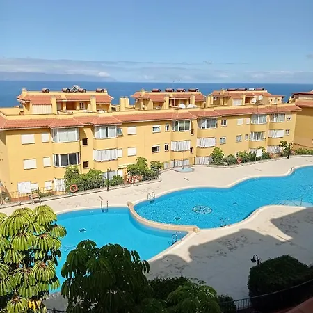 Puerto Santiago *